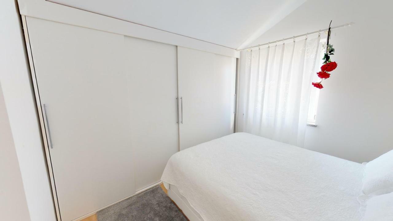 Apartment Potkonjak Povljana Luaran gambar