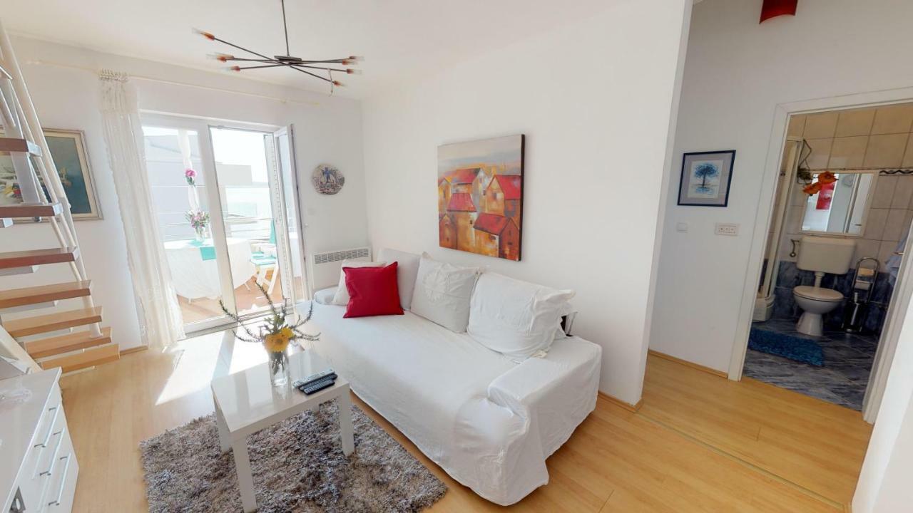 Apartment Potkonjak Povljana Luaran gambar