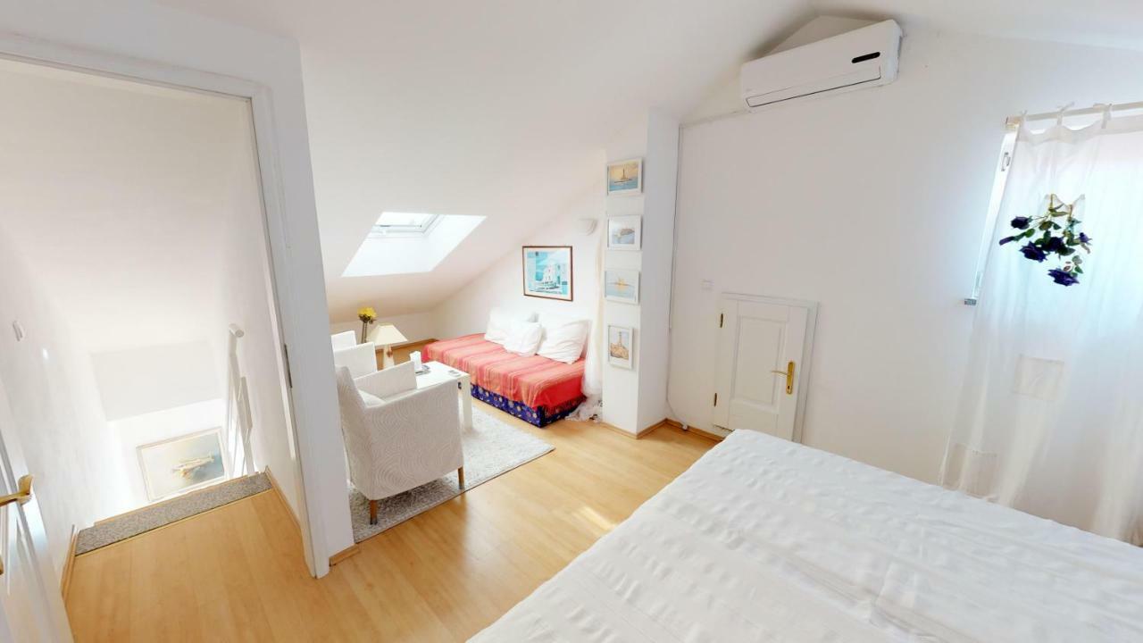Apartment Potkonjak Povljana Luaran gambar