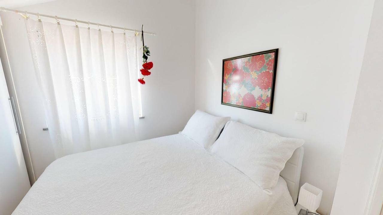 Apartment Potkonjak Povljana Luaran gambar